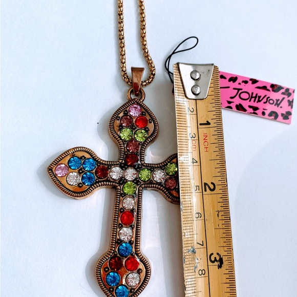 Multicolored crystal studded large cross pendant necklace - Picture 2 of 3